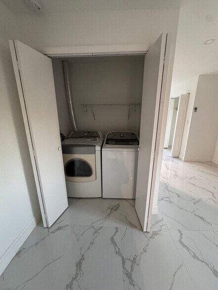 Washer and dryer - 15000 SW 307th St