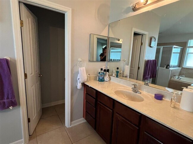 Building Photo - 923 Tramells Trail