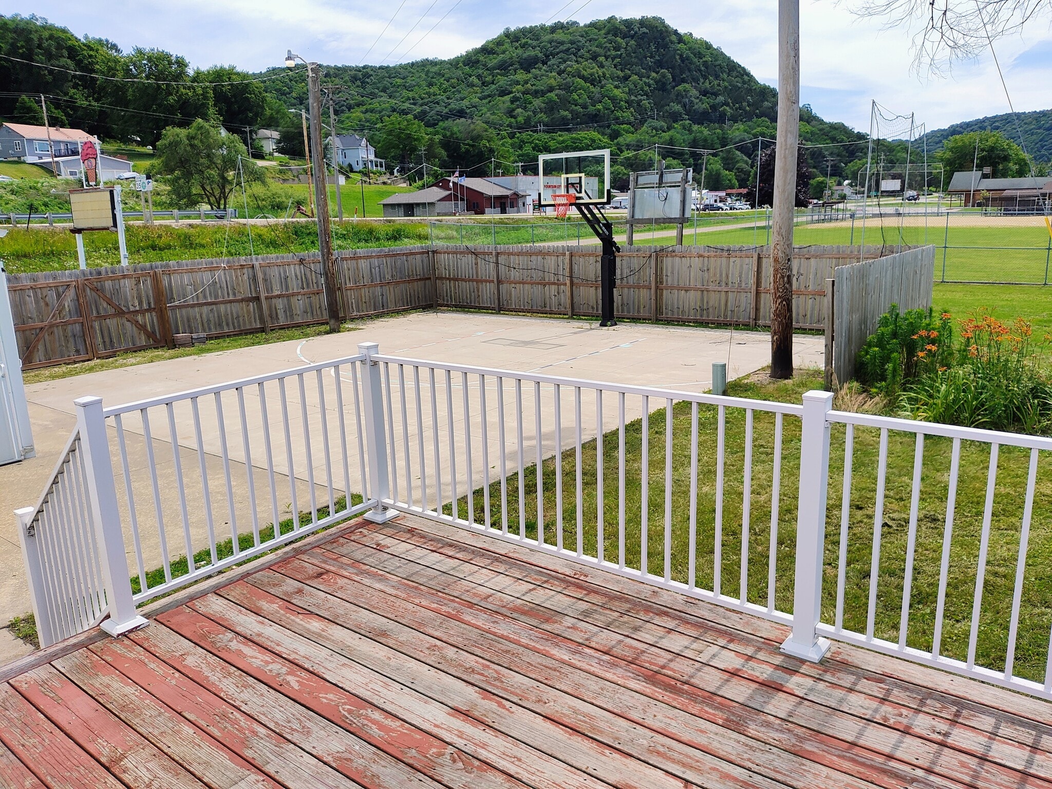 Basketball Court - 615 S Main St