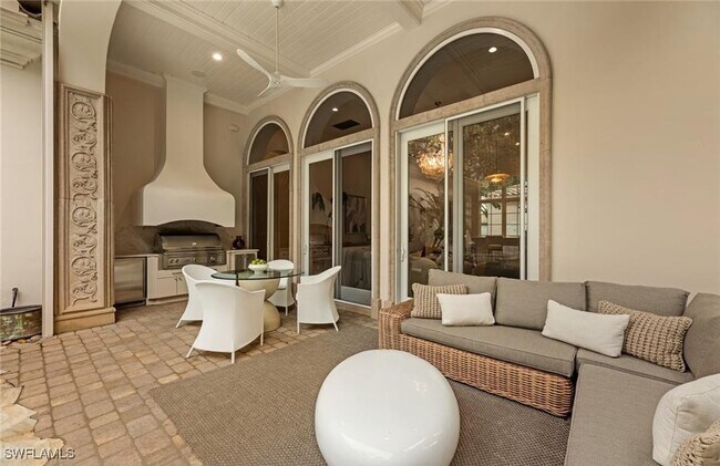 Building Photo - 15627 Villoresi Way