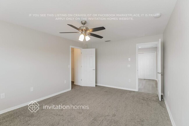 Building Photo - 2421 Lexington Oak Dr