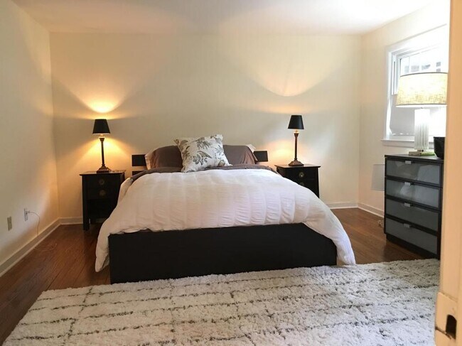 Building Photo - 88 Heritage Hill Rd