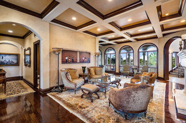 Building Photo - 981 Hillsboro Mile