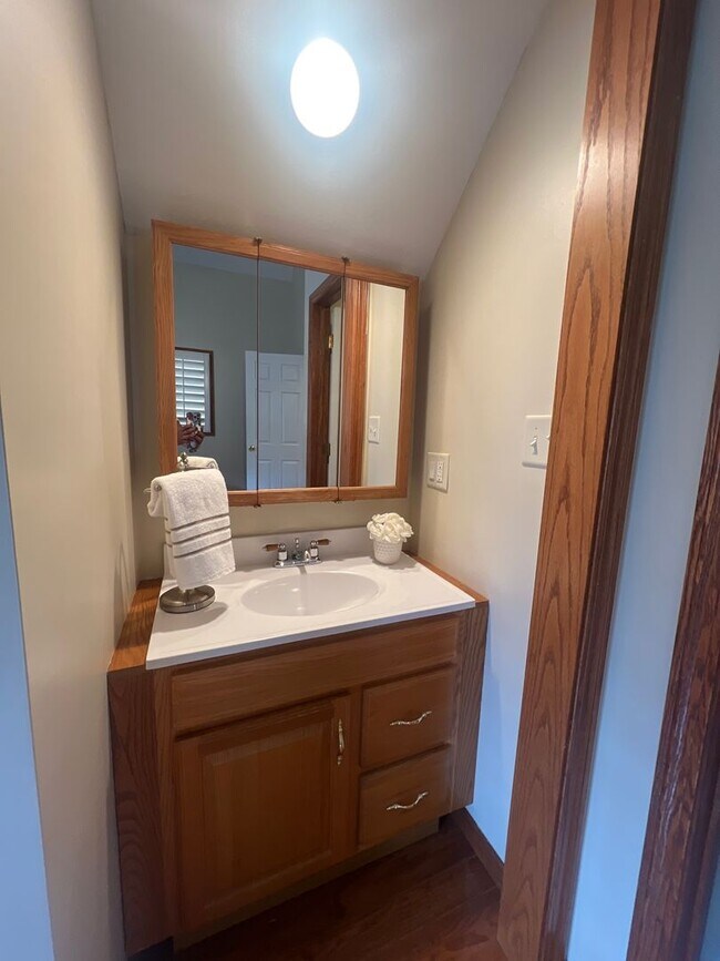 Building Photo - * River Views - Downtown Morgantown - 3 Be...