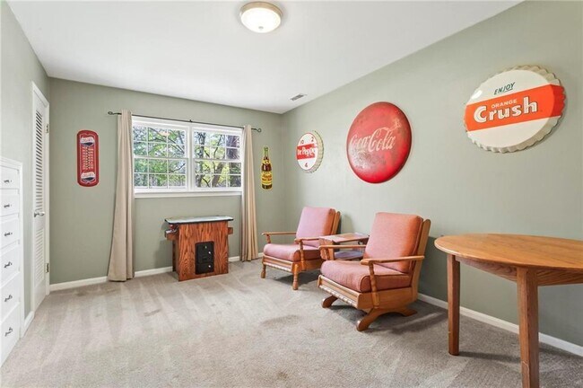 Building Photo - 1780 Samaria Trail