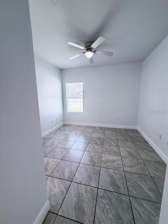 Building Photo - 812 Glastonbury Dr