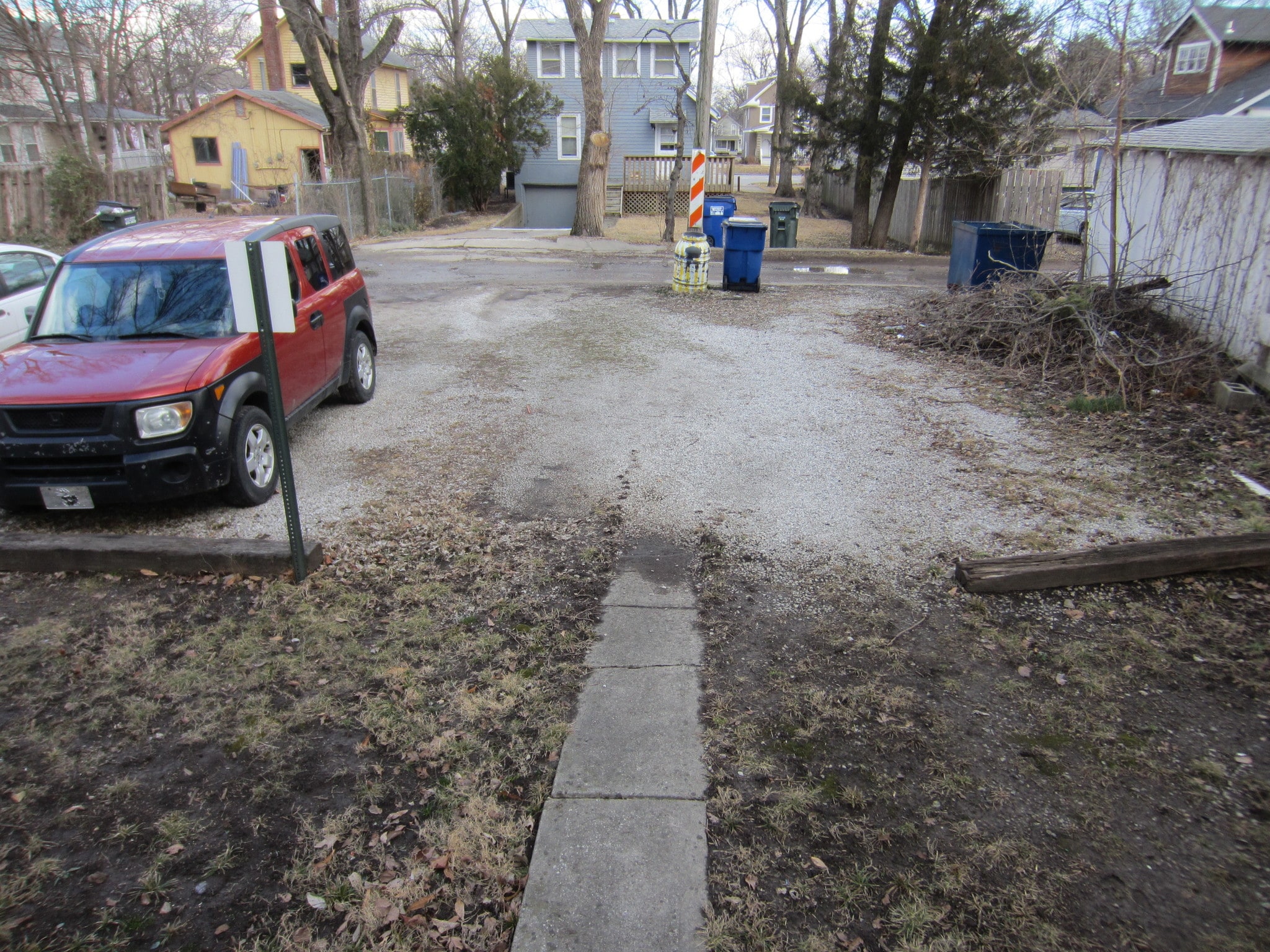 Off Street Parking - 1324 Vermont St