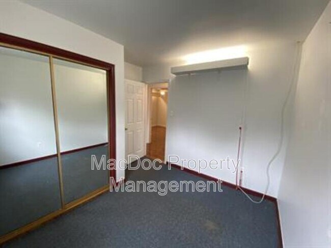 Building Photo - 11206 Old Leavells Rd