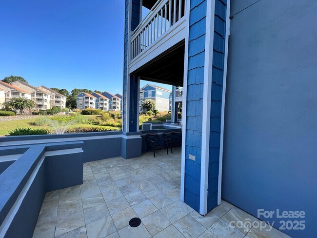 Building Photo - 1140 Torrence Cir