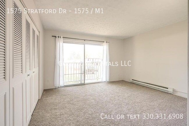 Building Photo - 1575 Stratford Dr