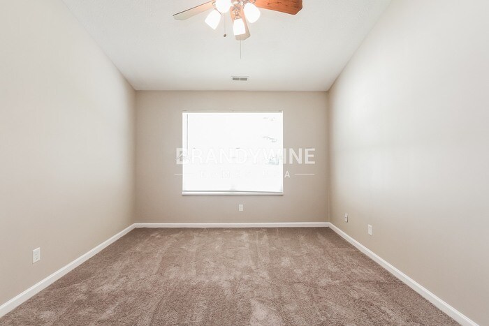 Building Photo - 1433 Audubon Dr