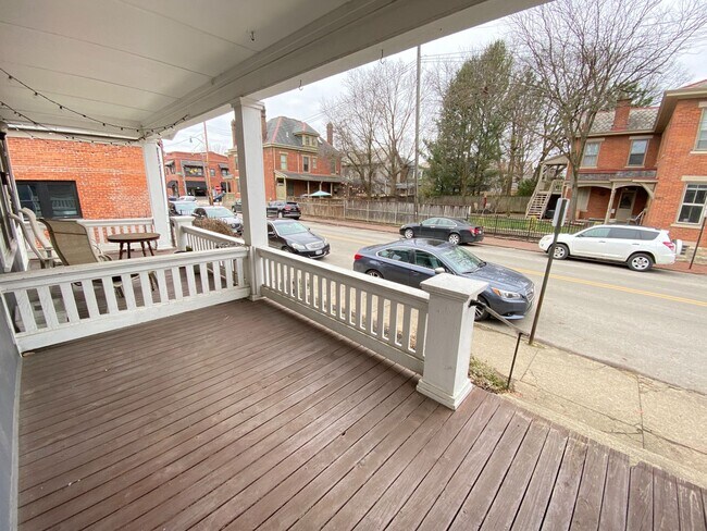 Building Photo - Jaeger St 1110-1112 MLR