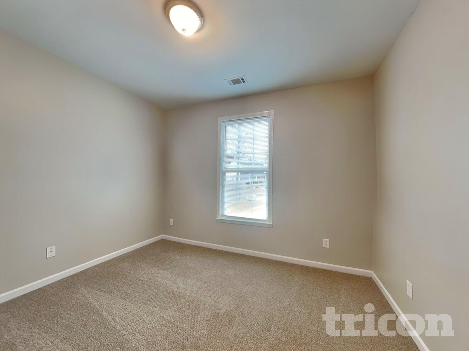 Building Photo - 2313 Temple View Dr