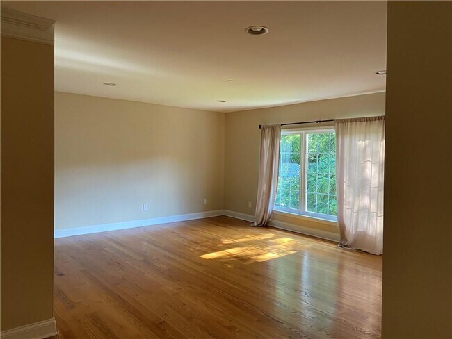Building Photo - 3548 Montwood Ct