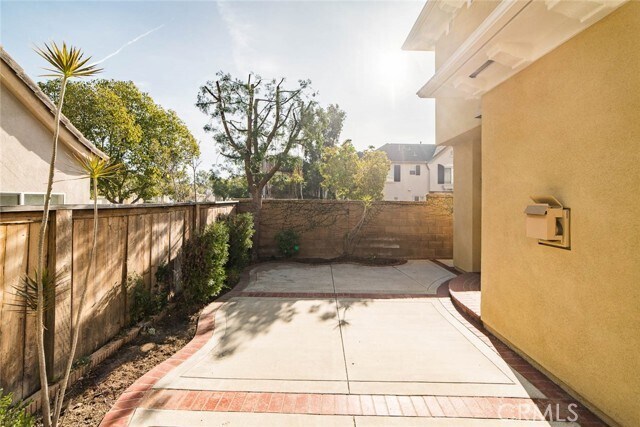 Building Photo - 124 Cherrybrook Ln