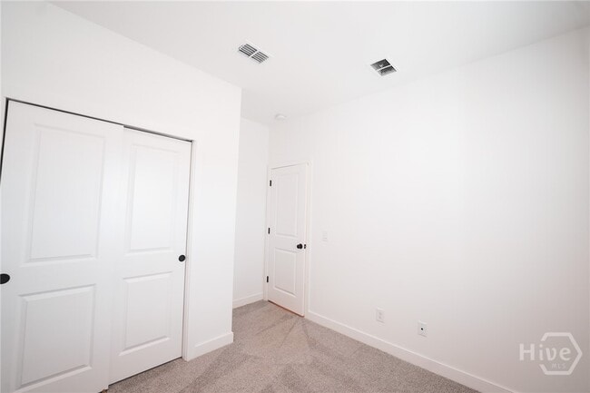 Building Photo - 108 Kingswood Cir