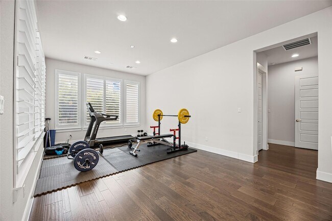 Building Photo - 2308 Berkleys Brook Dr