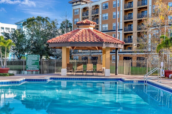 Building Photo - 12562 International Dr