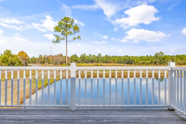 Building Photo - 305 Lineback Pl