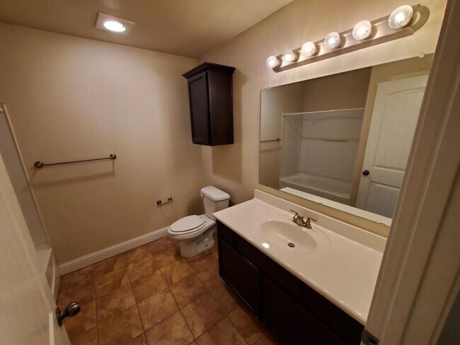 Building Photo - In The Heart Of Southwest Lubbock Metro Ar...