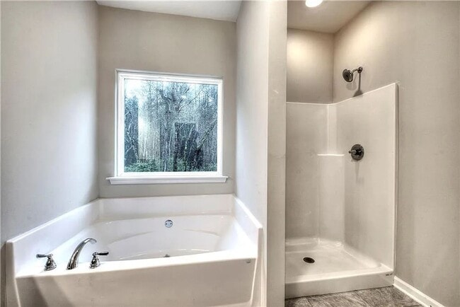 Building Photo - Beautiful NEW home in Cartersville!  Move ...