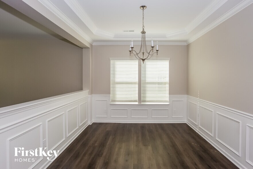 Building Photo - 3007 Creeks Landing Dr