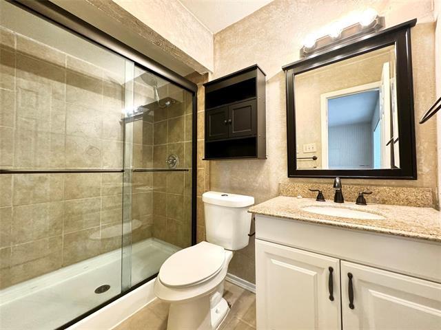Building Photo - 709 Meadow Mead Dr