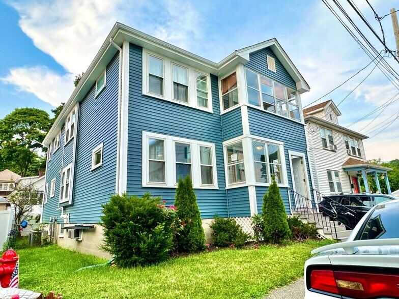 Building Photo - 12 Gilbert Ct