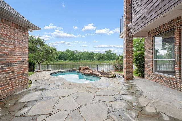 Building Photo - 712 Castle Creek Dr