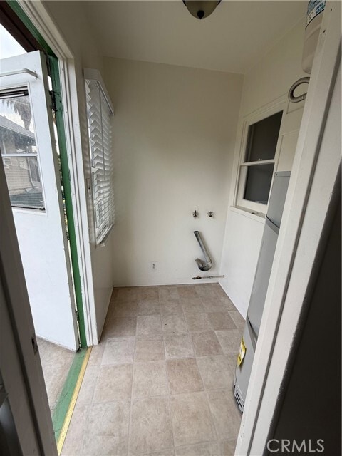 Building Photo - 4121 4th St