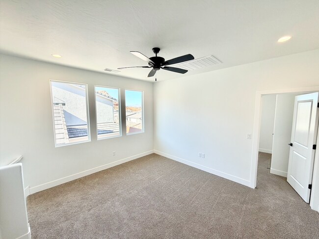 Building Photo - 4135 El Capitan Wy