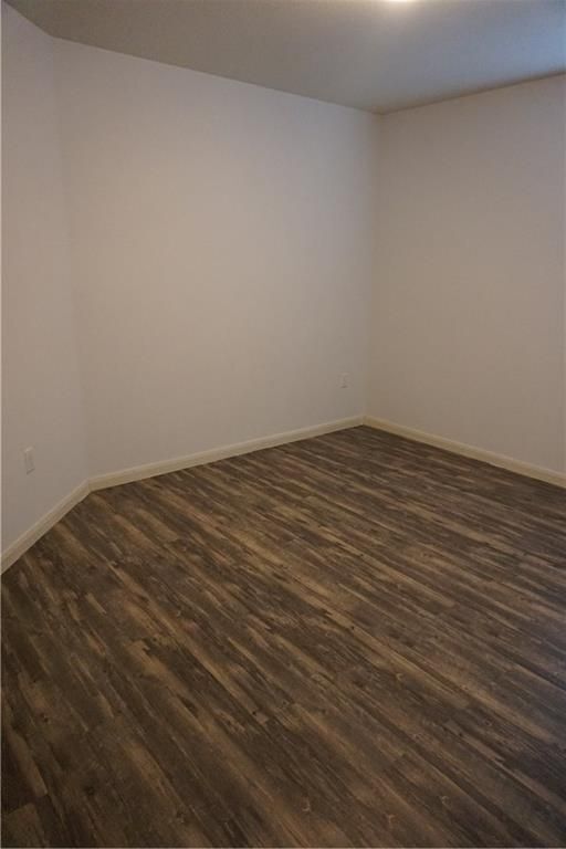 Building Photo - 4 Bed, No Carpet Home in Kyle, Available for July Move-In