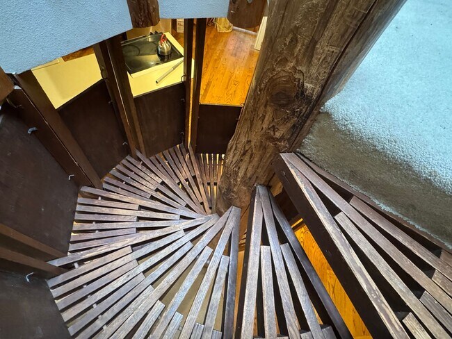 Building Photo - Gorgeous Samish Island Home Available