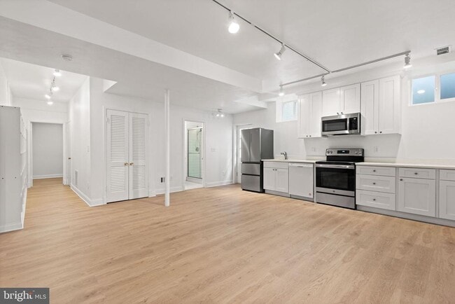 Building Photo - 4832 Van Ness St NW
