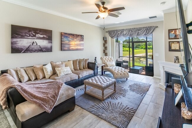 Building Photo - Available Pet Friendly Annual in Artesia!