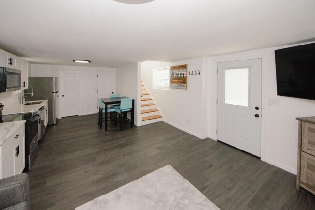 Building Photo - 6157 Orville Dr