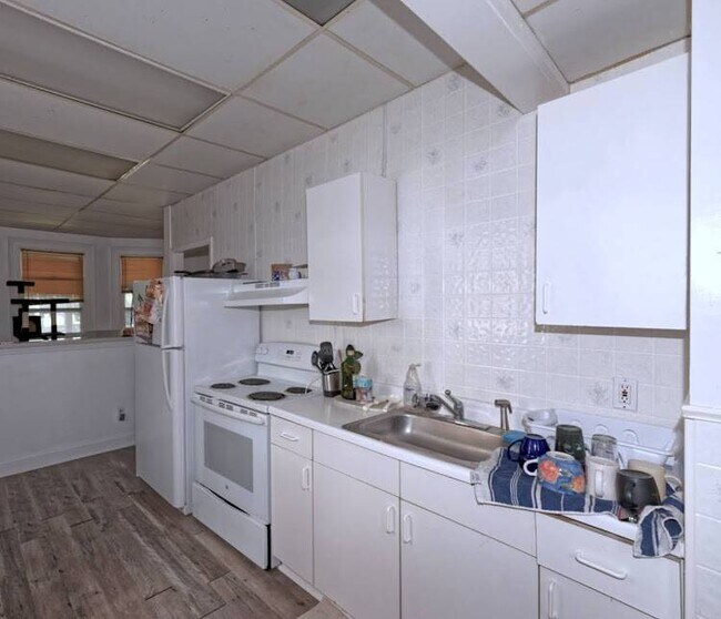 161 S Lake Ave 161 S Lake Ave Albany NY 12208 Apartment Finder