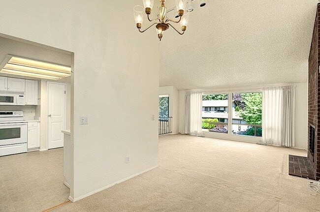 Building Photo - Beautiful split level home in Newport Hills!