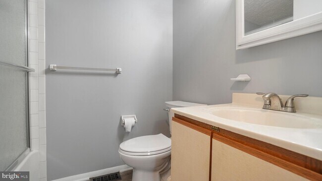 Building Photo - 3397 Littleton Way