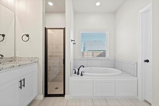 Building Photo - 604 Adeline Dr