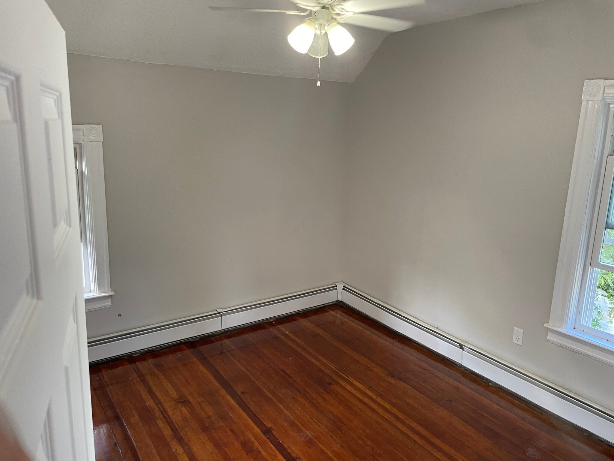 Building Photo - 71 Daniels St