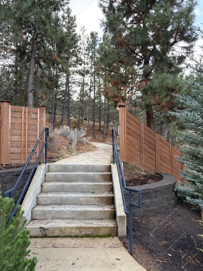 Building Photo - Stunning 2 BR home in Northwest Crossing