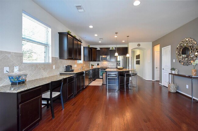 Building Photo - 6427 Addlestone Ridge Ln