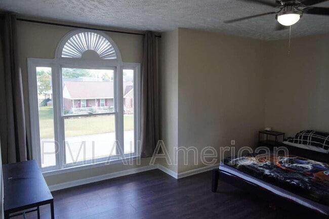 Building Photo - 1142 Blankshire Rd