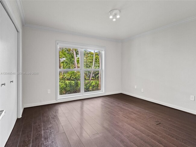 Building Photo - 651 S Mashta Dr
