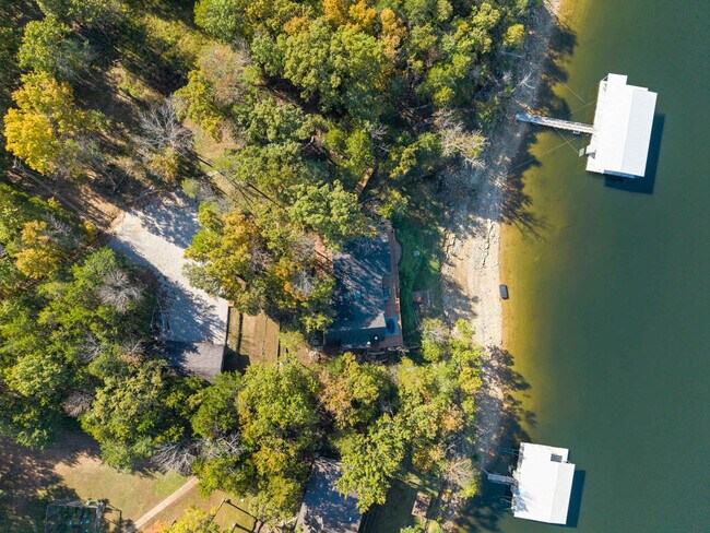 Building Photo - 9063 Mundell Rd