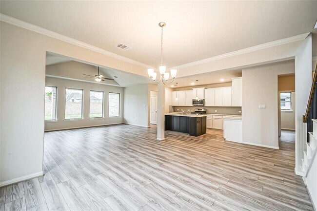 Building Photo - 2710 Bayrose Dr