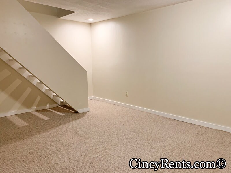 Building Photo - 525 Liberty Hl