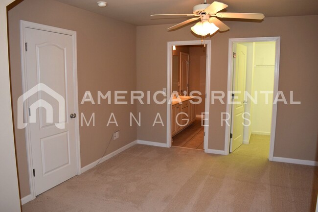 Building Photo - Beautiful Home for Rent in Birmingham, AL!...