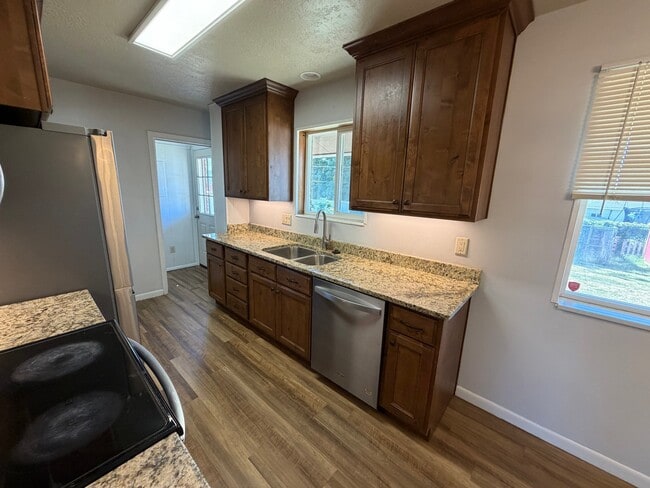 Building Photo - 778 Wasatch Dr